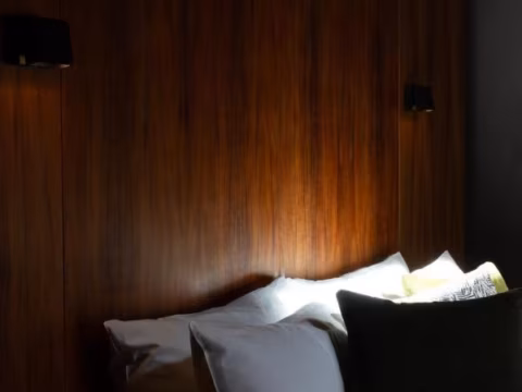 Bower room, Wharfstone Hotel